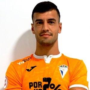 Carlos Mena (Manchego Ciudad Real) - 2022/2023